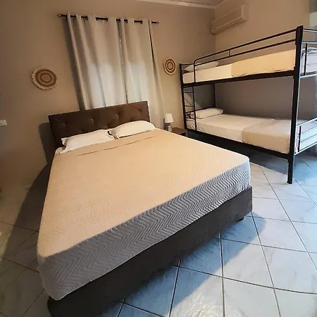 Aggeliki Apartments Nikiana Kamer foto